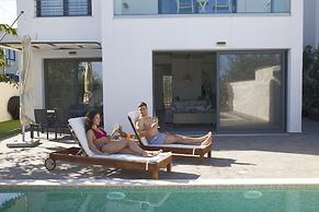 5star Villa Harmony w heated pool, Gym, Spa, Sauna