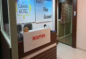 Hotel The Grand