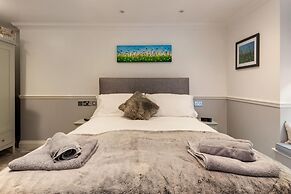 3 South Beach Court - Cosy Seafront Apartment