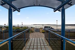 3 South Beach Court - Cosy Seafront Apartment