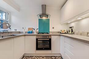 3 South Beach Court - Cosy Seafront Apartment