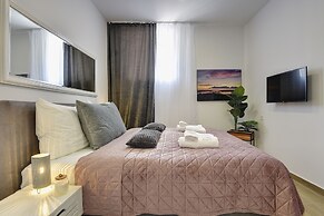 D&A Central Luxury Apartments