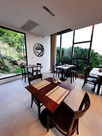 Hotel Estilo MB- Merlo