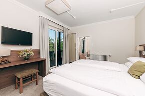 Inselhotel Faakersee