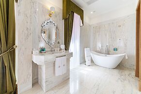 Sintra Marmoris Camelia