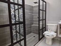 Cozy studio across from the Ocean E12