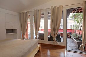 Monserrato Apartment