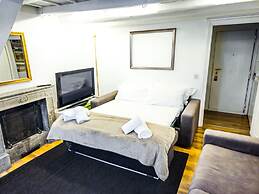 Monserrato Apartment