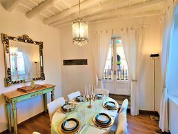 Monserrato Apartment