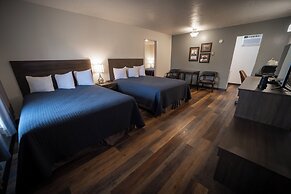 Clover Creek Inn