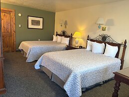 Clover Creek Inn