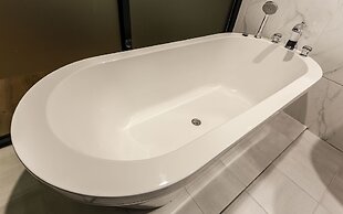 Jinju Chungmugongdong Cozy