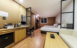 Jinju Chungmugongdong Cozy