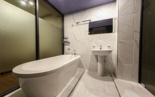 Jinju Chungmugongdong Cozy