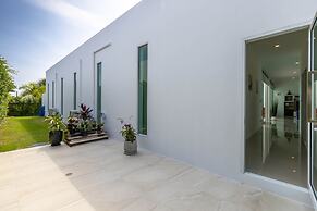 Modern 4 Bedroom Pool Villa PMK-A2