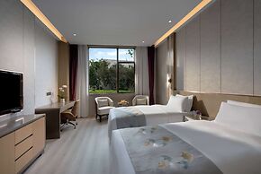 Howard Johnson by Wyndham LakeView Hotel Kunming