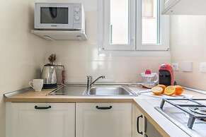 HouSmart Vicolo Bolognetti