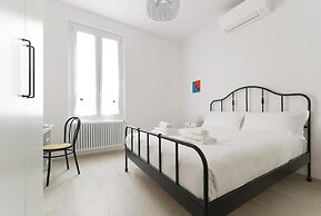 HouSmart Vicolo Bolognetti