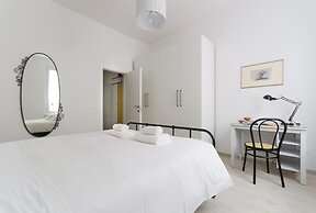 HouSmart Vicolo Bolognetti