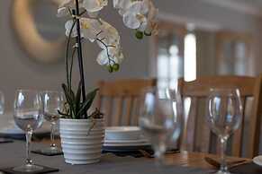 Maynor - Large Luxury House Log Burner Central Location