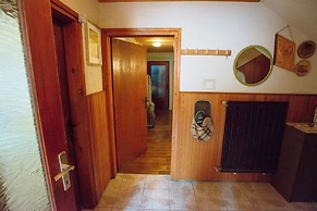 Apartment Jorsi With Mountain View
