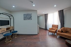 City Moonlight Apart Hotel