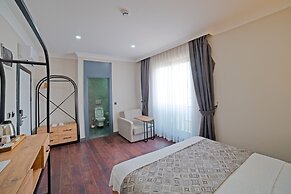 City Moonlight Apart Hotel