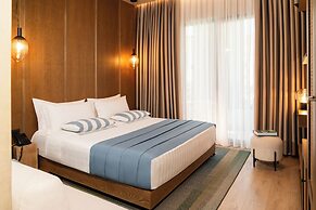 Flower Hotels & Resorts