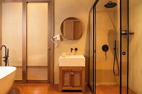 Flower Hotels & Resorts