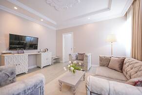 Flower Hotels & Resorts