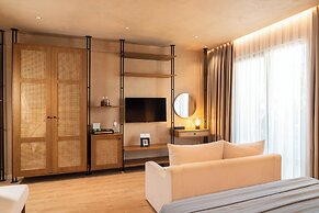 Flower Hotels & Resorts