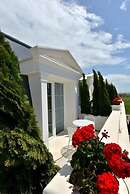 Flower Hotels & Resorts