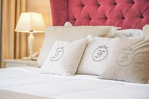 Flower Hotels & Resorts