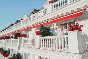 Flower Hotels & Resorts