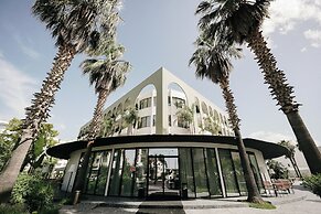 Flower Hotels & Resorts