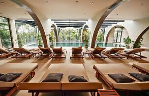 Flower Hotels & Resorts