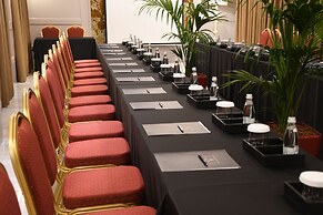 Flower Hotels & Resorts