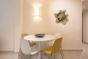 Lovely 2 Bedroom Apartment Vouliagmeni