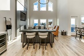 The White Pearl - Luxury Chalet W/mountain Views
