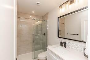 The White Pearl - Luxury Chalet W/mountain Views