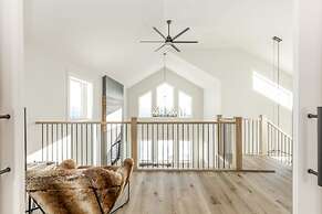 The White Pearl - Luxury Chalet W/mountain Views