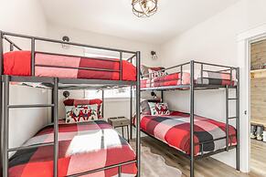 The White Pearl - Luxury Chalet W/mountain Views