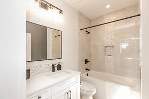 The White Pearl - Luxury Chalet W/mountain Views