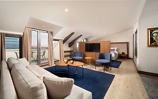 TRYP By Wyndham Istanbul Sisli Hotel