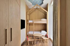 Courtyard by Marriott Aravali Resort