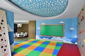 Courtyard by Marriott Aravali Resort