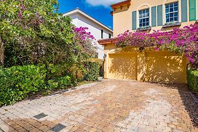 Las Olas Maison de Ville Near Fort Lauderdale Beach