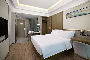 Microtel by Wyndham Sanya Dadonghai