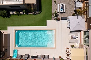 Modular Bungalows With Heated Pool Artemis Greece