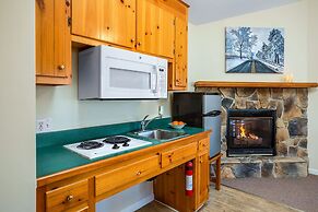 Love Ridge Mountain Lodging